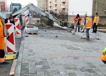 Autobusová zastávka Trávníky