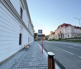 horní náměstí - Vsetín - zastávka