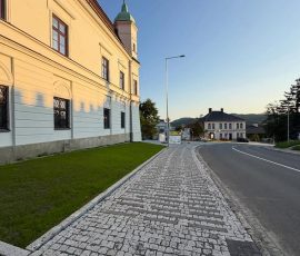 horní náměstí - okolí zámku Vsetín