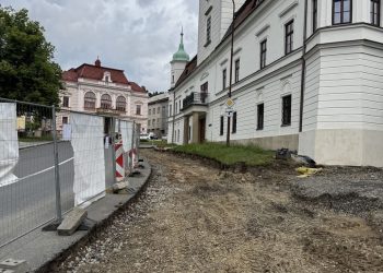 Stavební úpravy části Horního náměstí Vsetín, II. Etapa