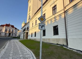 Stavební úpravy části Horního náměstí Vsetín, II. Etapa
