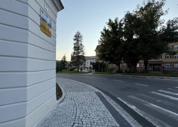 Stavební úpravy části Horního náměstí Vsetín, II. Etapa