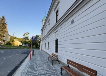 Stavební úpravy části Horního náměstí Vsetín, II. Etapa